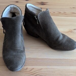 Women's Suede Ankle Boots - Brown